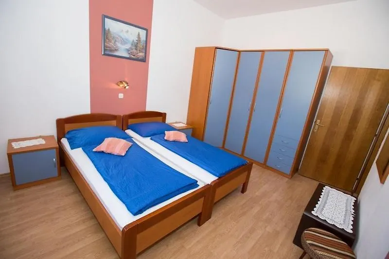 Apartments Meri - 1 Lopar Croatia